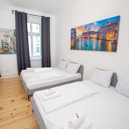 Wunderschoen, Hell Und Gross Berlin Exterior foto