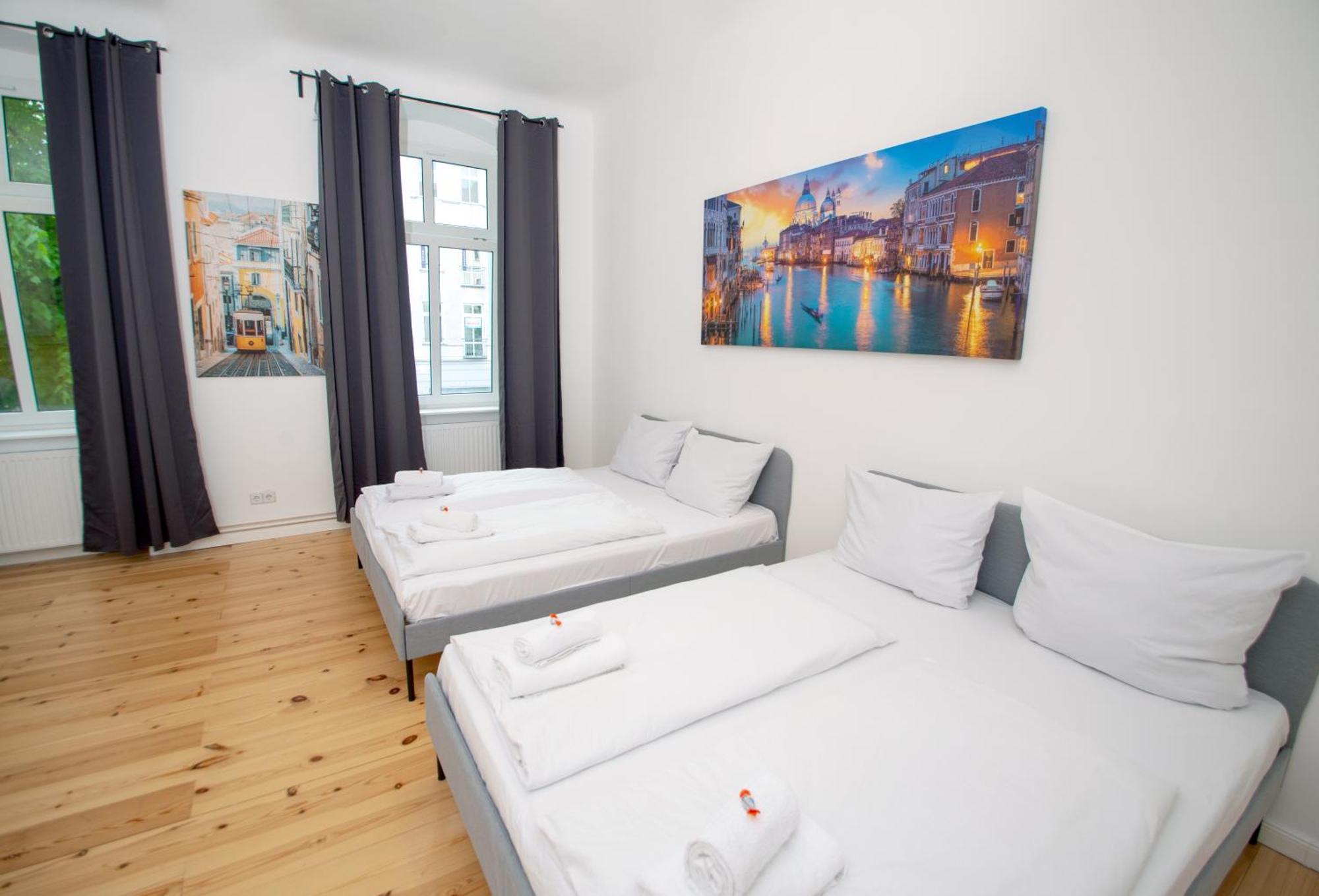 Wunderschoen, Hell Und Gross Berlin Exterior foto